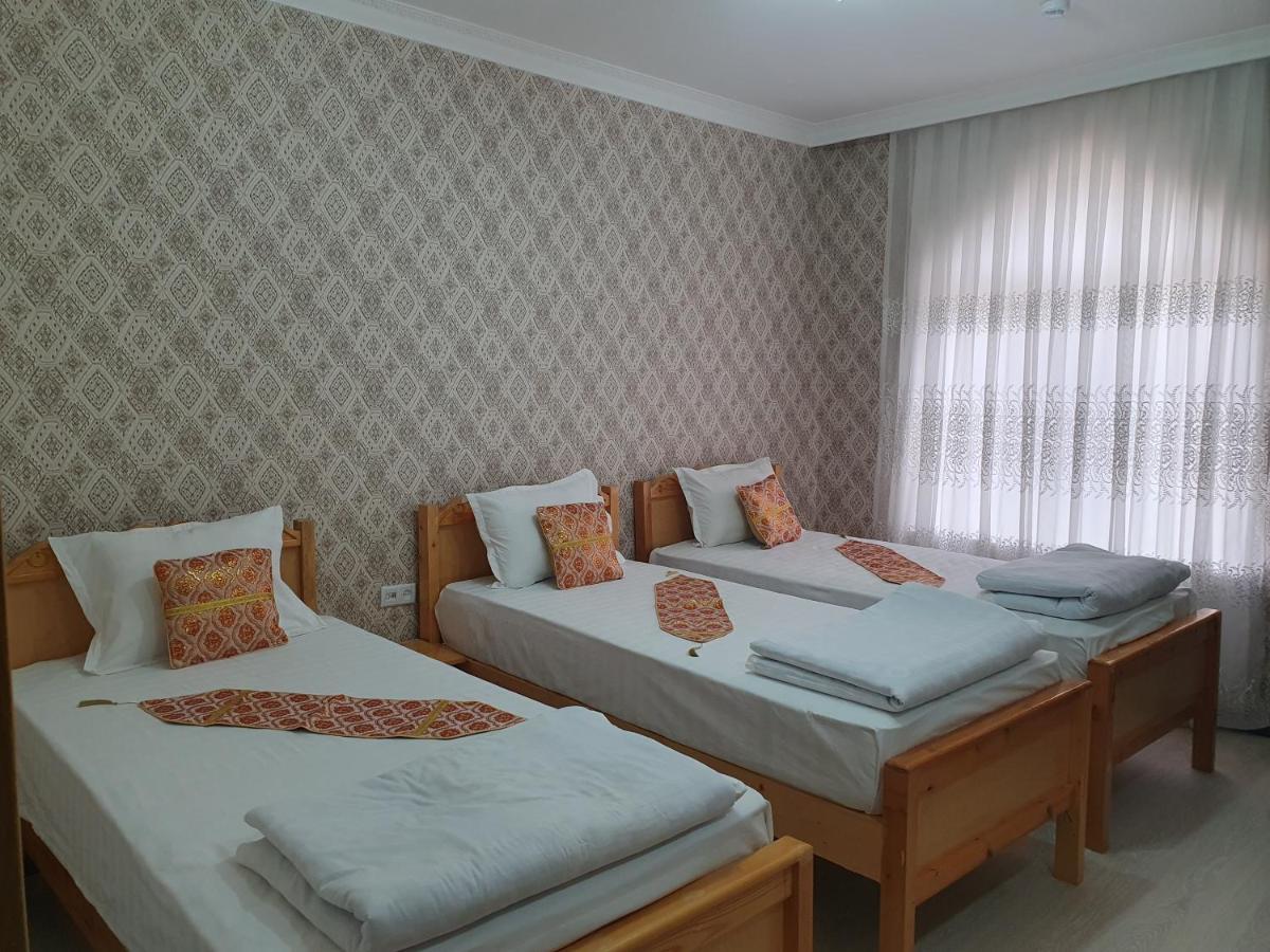 Qamar Hotel Бухара Екстериор снимка