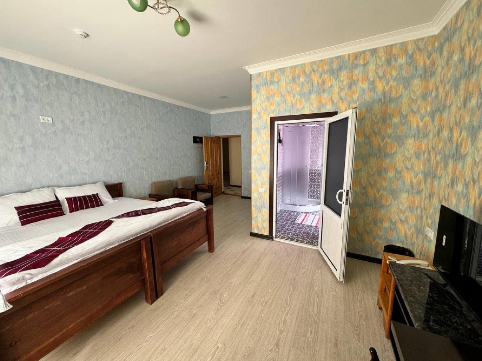 Qamar Hotel Бухара Екстериор снимка