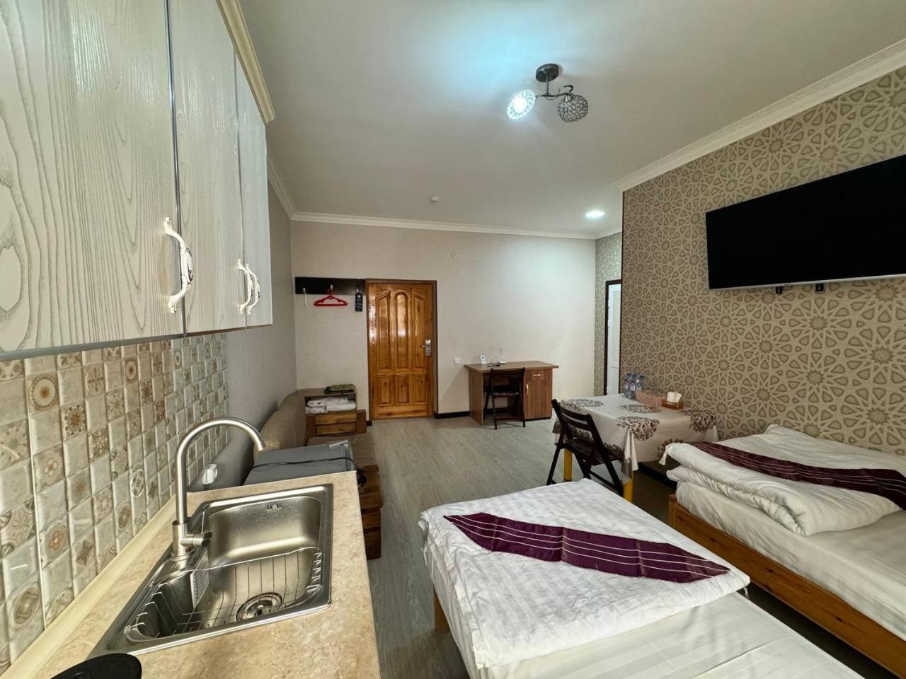 Qamar Hotel Бухара Екстериор снимка
