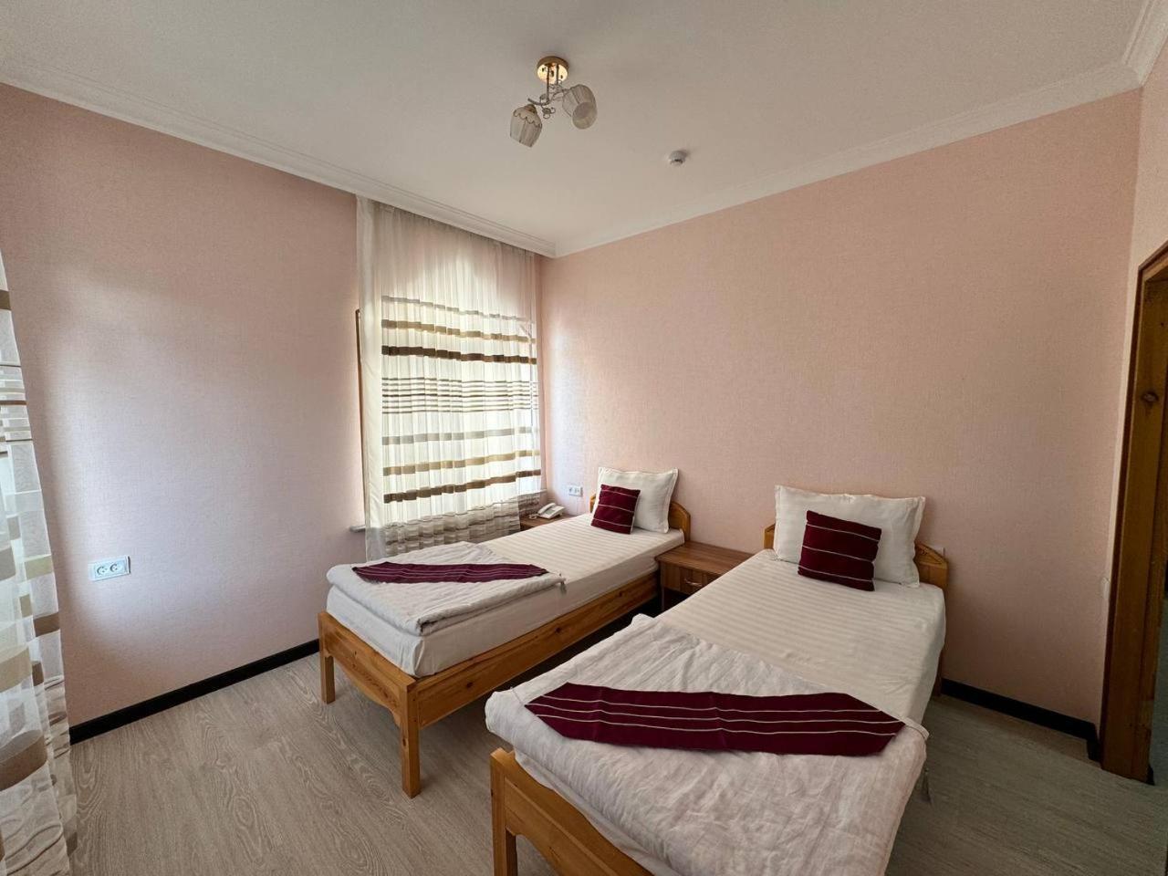 Qamar Hotel Бухара Екстериор снимка